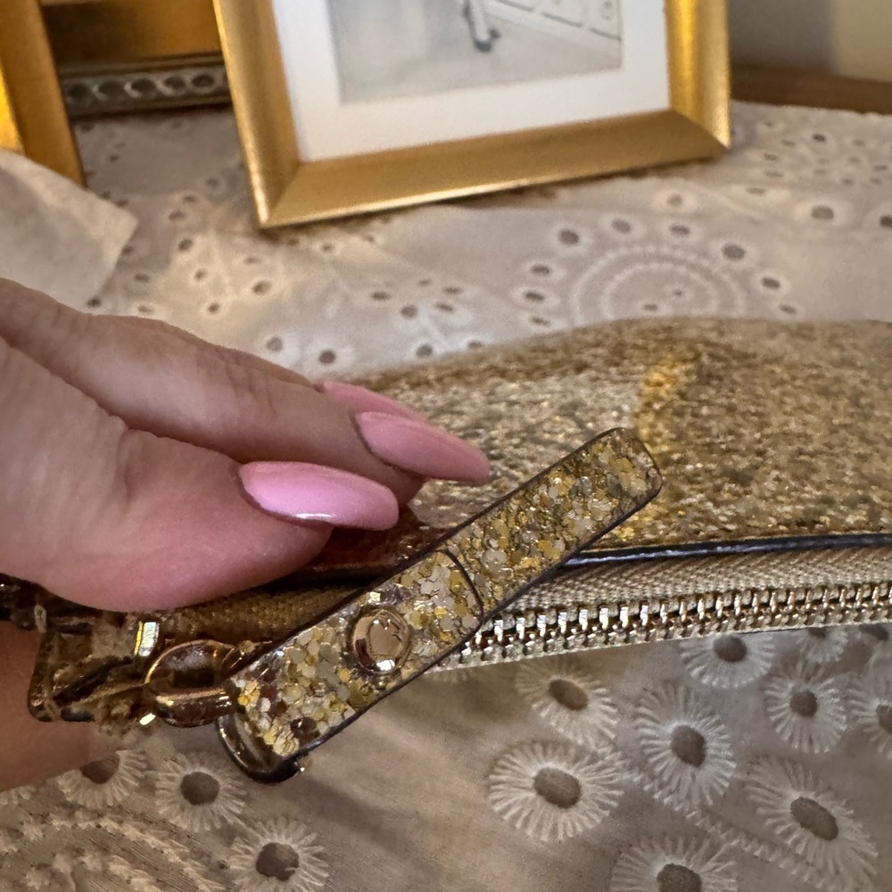 Kate Spade Glittery Gold and Silver Home Accent - Picture 9 of 11